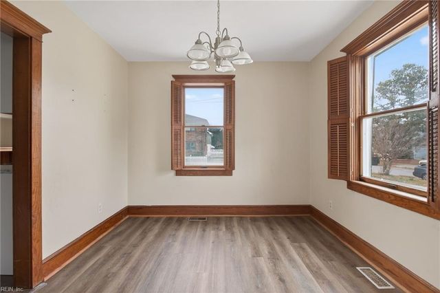 1017 Little Bay AVE, Norfolk, VA 23503