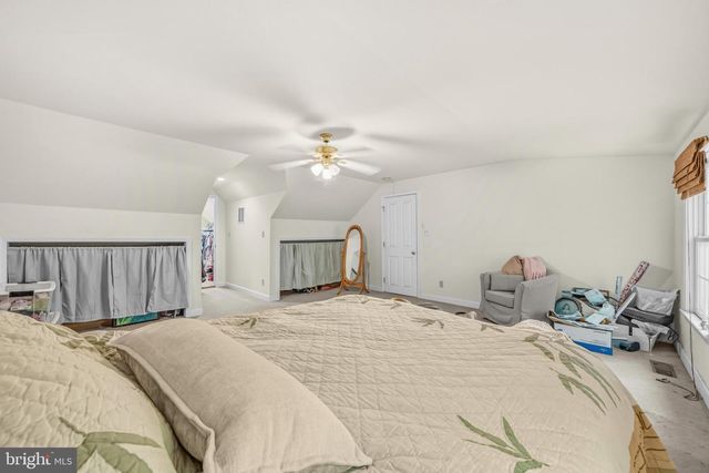 606 EDWARDS FERRY RD NE, Leesburg, VA 20176