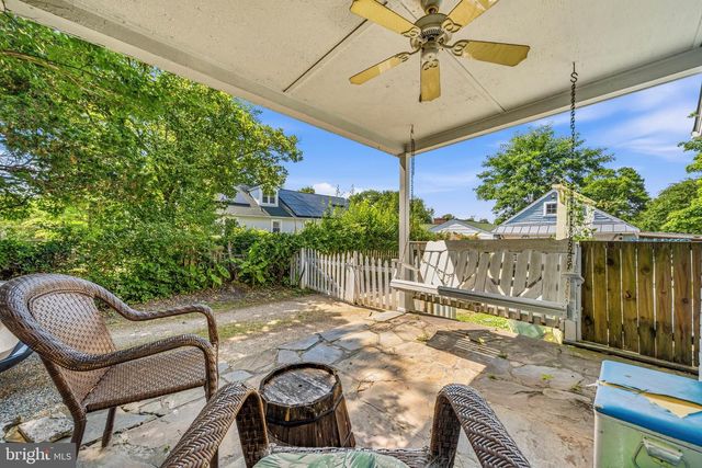 606 EDWARDS FERRY RD NE, Leesburg, VA 20176