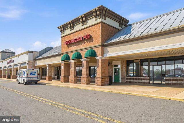 606 EDWARDS FERRY RD NE, Leesburg, VA 20176