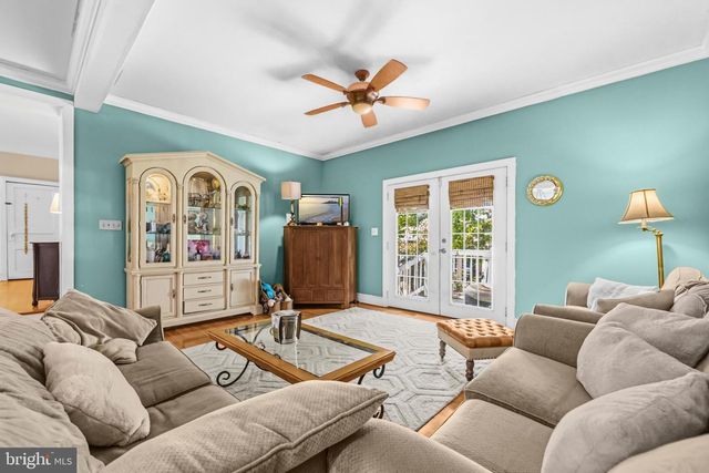 606 EDWARDS FERRY RD NE, Leesburg, VA 20176
