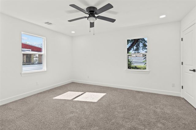 3030 Roe Drive, Houston, TX 77087