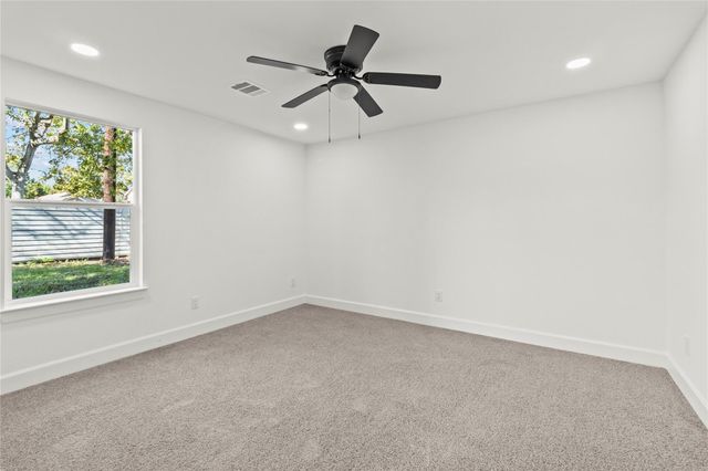 3030 Roe Drive, Houston, TX 77087