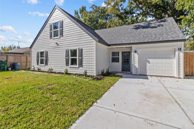 3030 Roe Drive, Houston, TX 77087