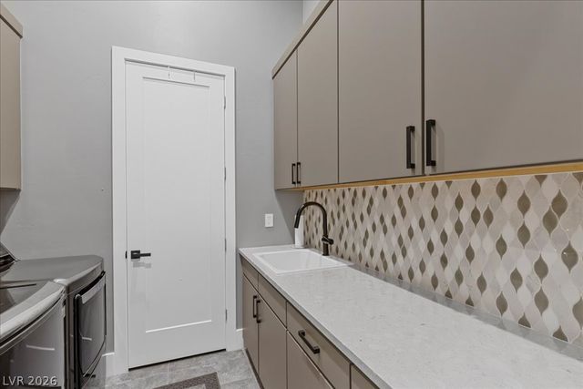 10806 White Clay Drive, Las Vegas, NV 89135