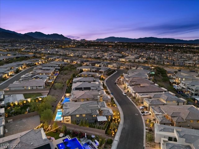 10806 White Clay Drive, Las Vegas, NV 89135