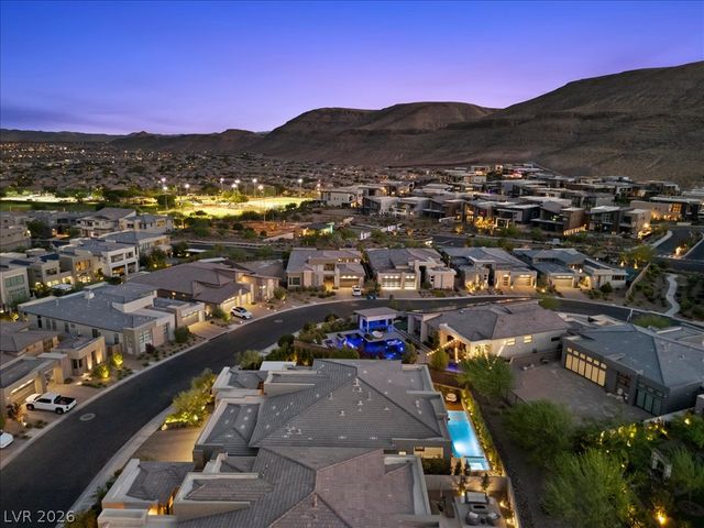 10806 White Clay Drive, Las Vegas, NV 89135