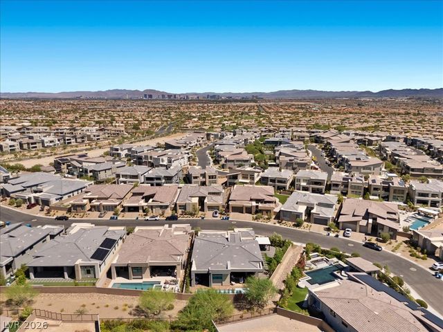 10806 White Clay Drive, Las Vegas, NV 89135