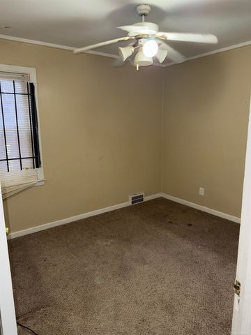 5566 LAKEPOINTE S S. CHANDLER PARK Street, Detroit, MI 48224