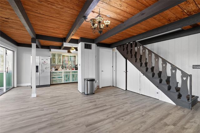 8111 N MOBLEY ROAD, Odessa, FL 33556