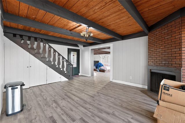 8111 N MOBLEY ROAD, Odessa, FL 33556