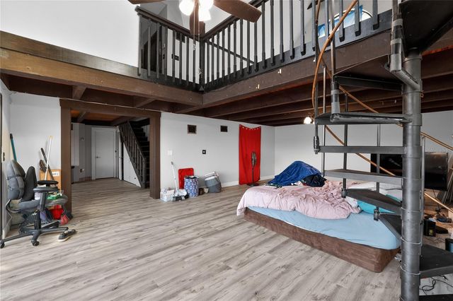 8111 N MOBLEY ROAD, Odessa, FL 33556