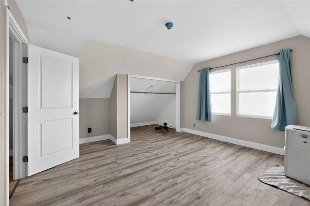 8111 N MOBLEY ROAD, Odessa, FL 33556