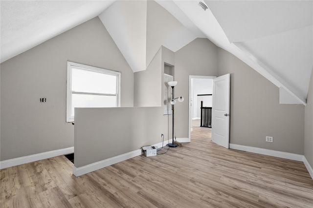 8111 N MOBLEY ROAD, Odessa, FL 33556