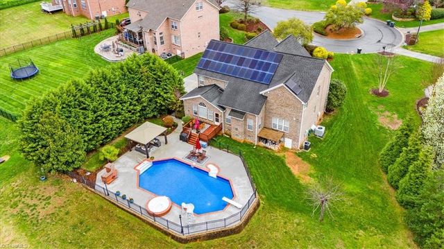 14 Owls Roost Court, Greensboro, NC 27410