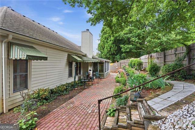 3923 Concord Walk Drive SE, Smyrna, GA 30082