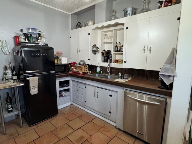 707 N River Street, Seymour, TX 76380