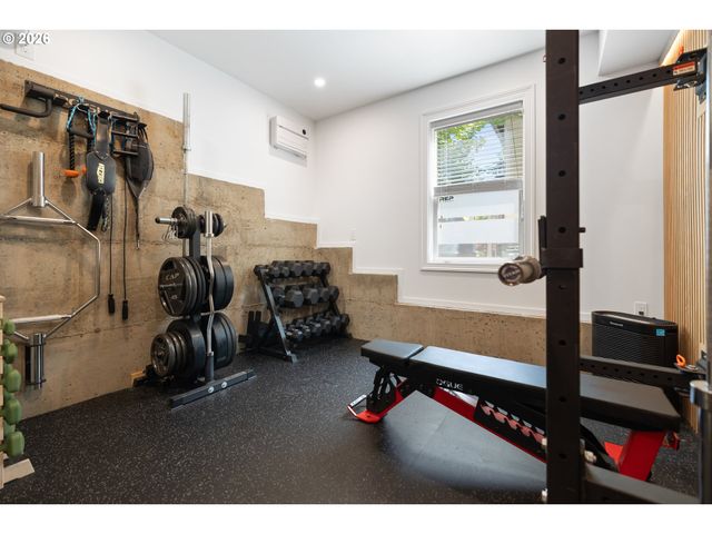1347 Nw 114TH Ave, Portland, OR 97229