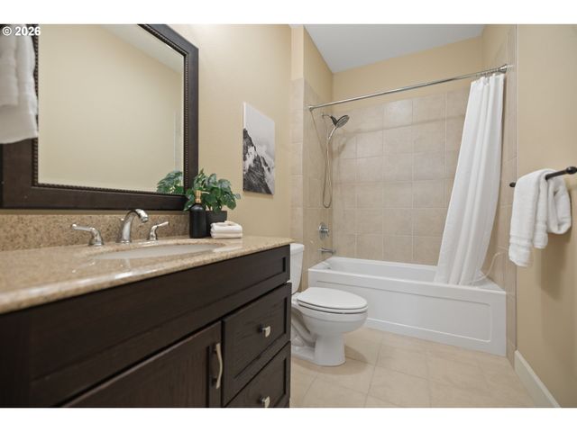 1347 Nw 114TH Ave, Portland, OR 97229