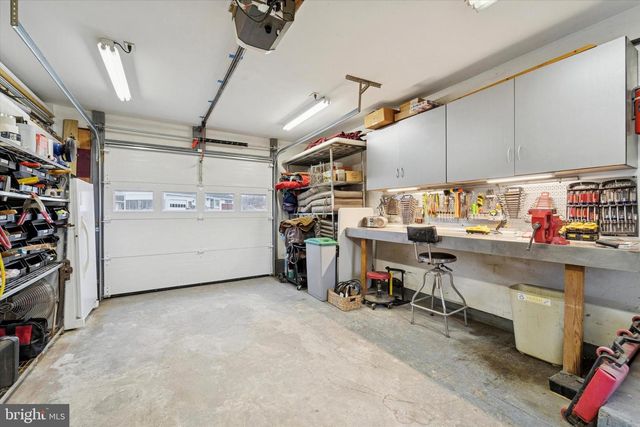 2 BEECH PL, West Deptford, NJ 08096