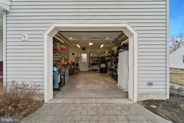 2 BEECH PL, West Deptford, NJ 08096