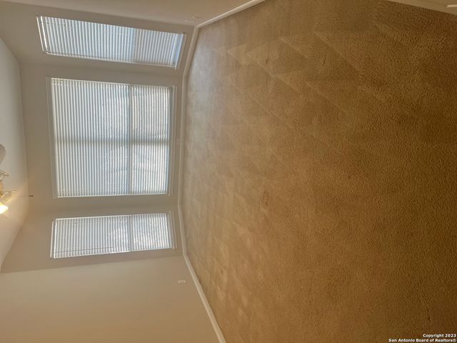 6035 Hart Field, San Antonio, TX 78249