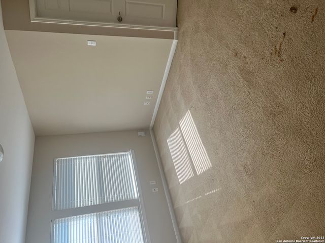 6035 Hart Field, San Antonio, TX 78249