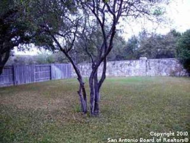 6035 Hart Field, San Antonio, TX 78249