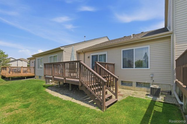53199 Pineridge Drive, Chesterfield Township, MI 48051