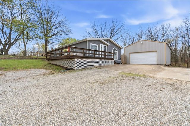 1201 Pecan Street, Odessa, MO 64076