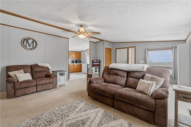 1201 Pecan Street, Odessa, MO 64076