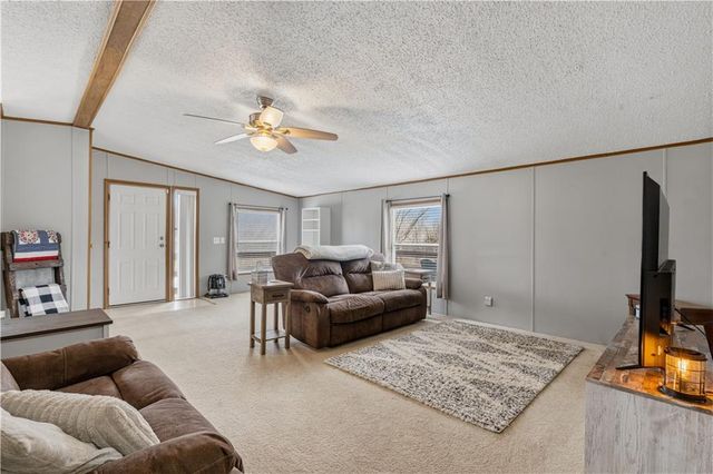 1201 Pecan Street, Odessa, MO 64076