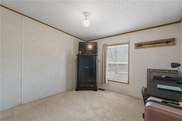 1201 Pecan Street, Odessa, MO 64076
