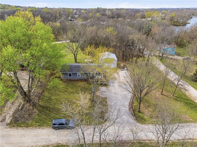 1201 Pecan Street, Odessa, MO 64076