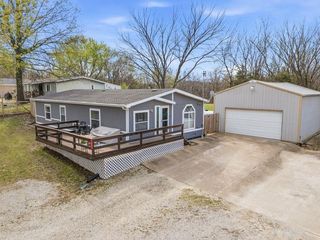 1201 Pecan Street, Odessa, MO 64076