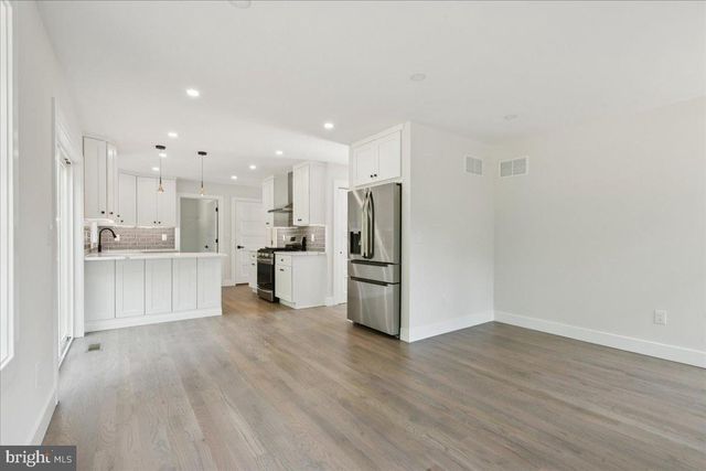 288 CLAMER RD, Ewing, NJ 08628