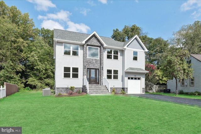 288 CLAMER RD, Ewing, NJ 08628