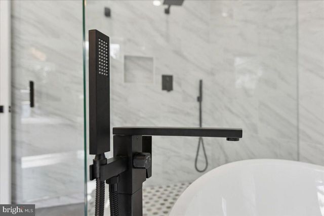 288 CLAMER RD, Ewing, NJ 08628