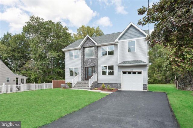 288 CLAMER RD, Ewing, NJ 08628