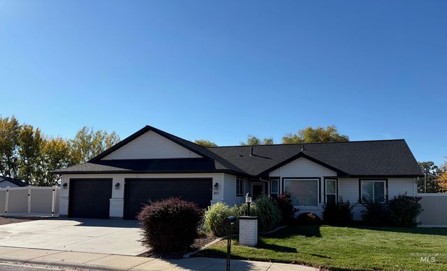 871 N Samson Ave, Boise, ID 83704 property photo