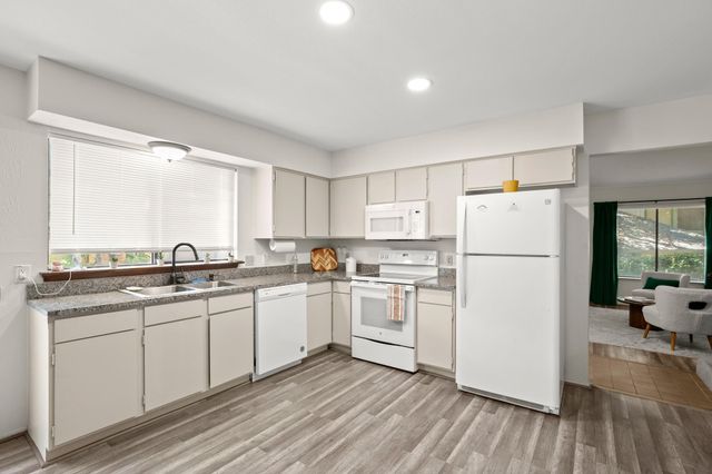 901 Silver Quail LN, Austin, TX 78758