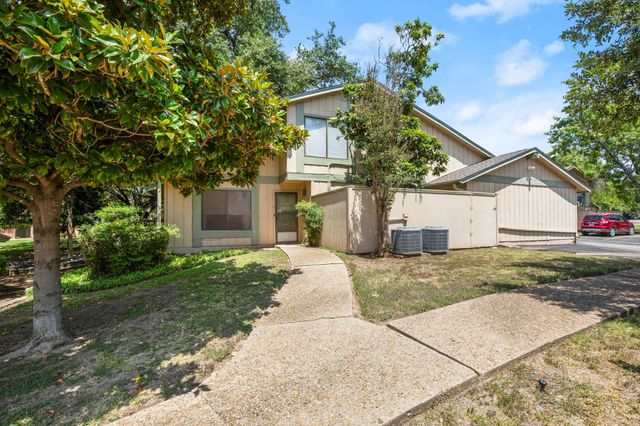 901 Silver Quail LN, Austin, TX 78758
