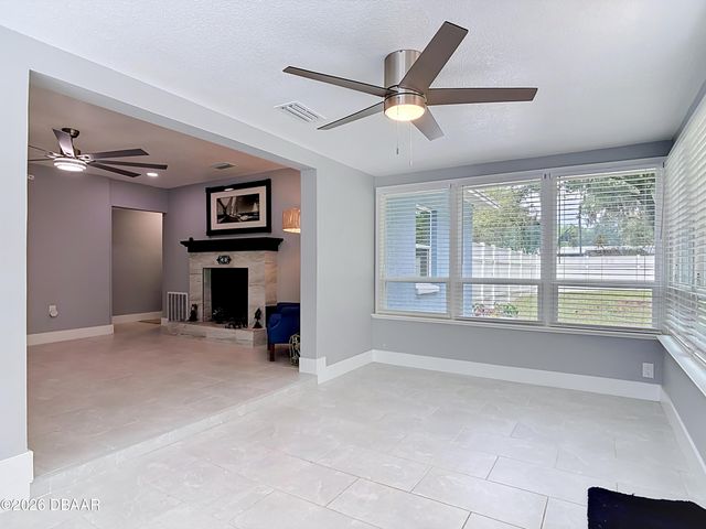 819 B Street, New Smyrna Beach, FL 32168