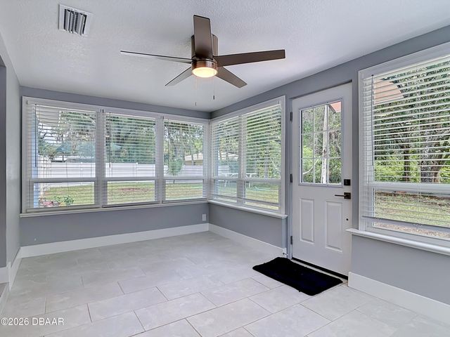 819 B Street, New Smyrna Beach, FL 32168