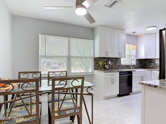 819 B Street, New Smyrna Beach, FL 32168