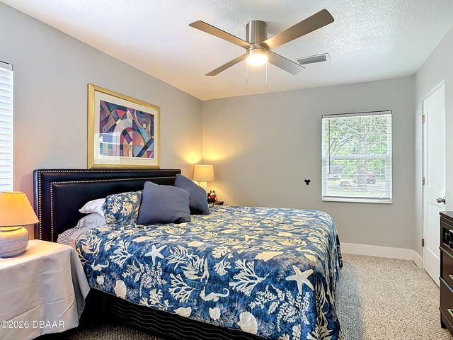819 B Street, New Smyrna Beach, FL 32168