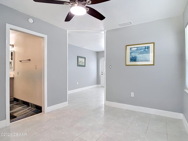 819 B Street, New Smyrna Beach, FL 32168