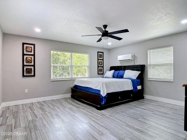 819 B Street, New Smyrna Beach, FL 32168