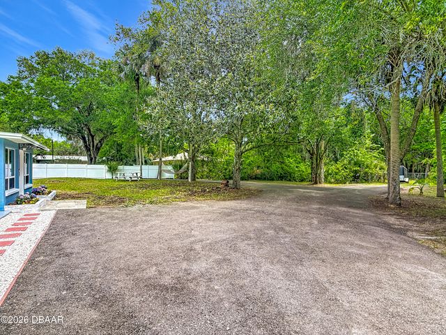 819 B Street, New Smyrna Beach, FL 32168