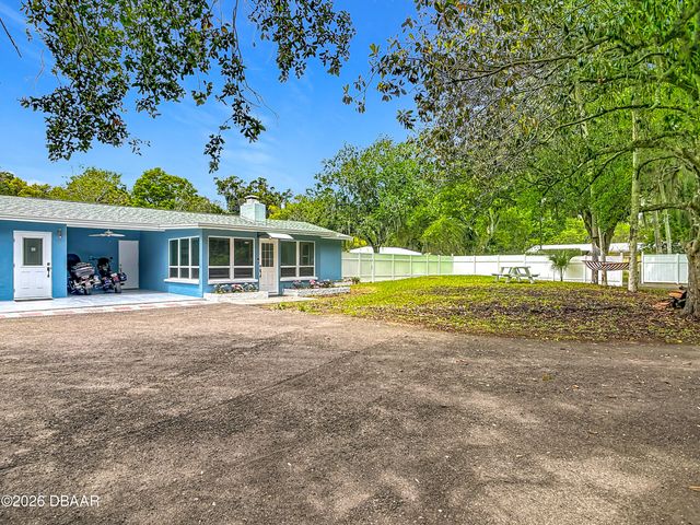 819 B Street, New Smyrna Beach, FL 32168